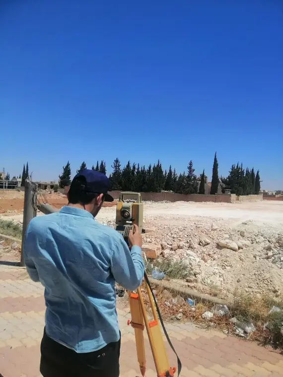 قياس فوق الأرض المهيّأة للتسوية